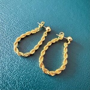 Gold bracelet & chain wrap earring set